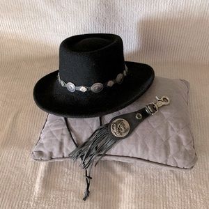 Ladies Harley Davidson Cowgirl Hat Size M Bundled with Harley Davidson Key Chain